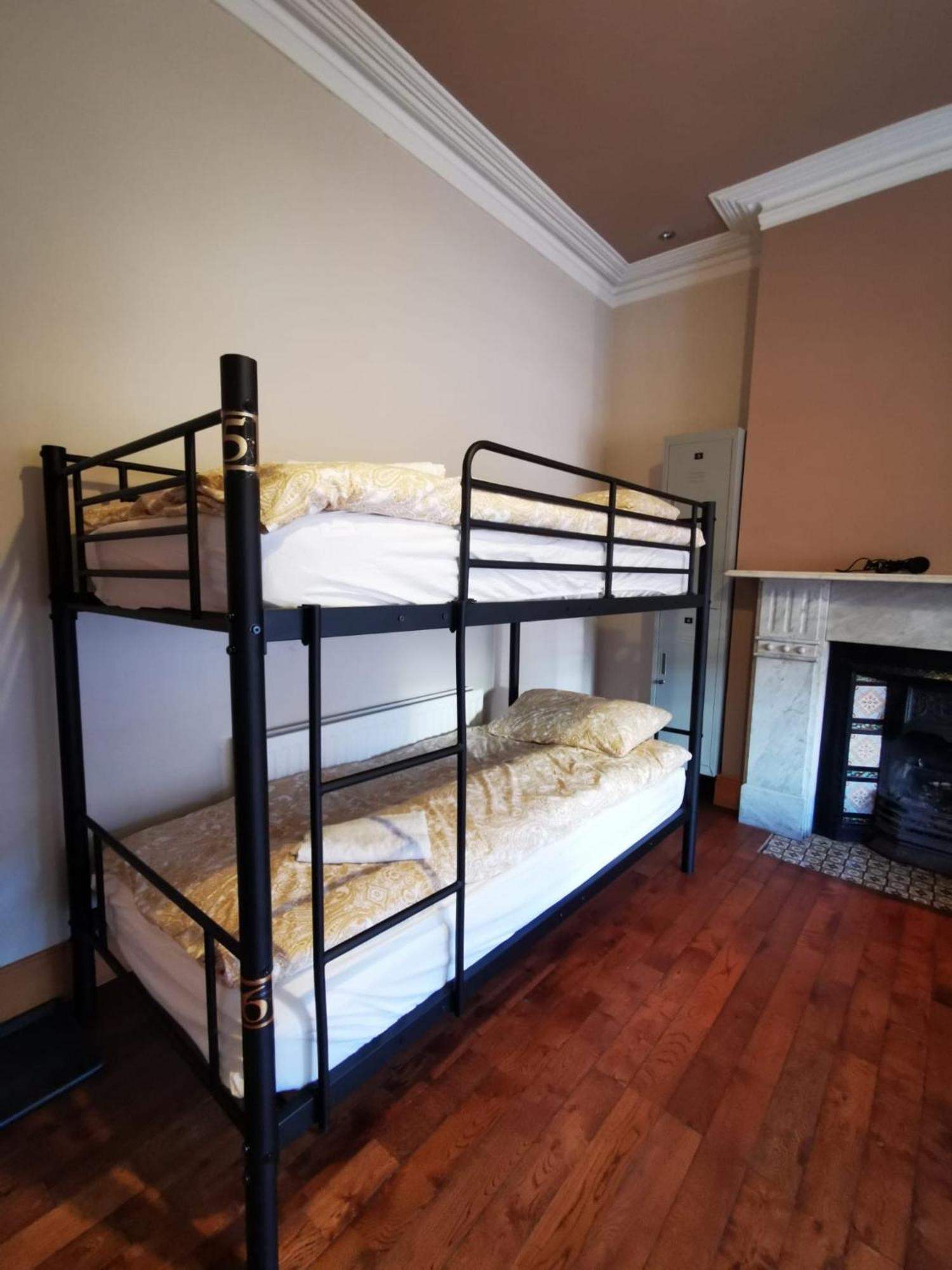 Gr8 Hostel At The Mount 贝尔法斯特 外观 照片