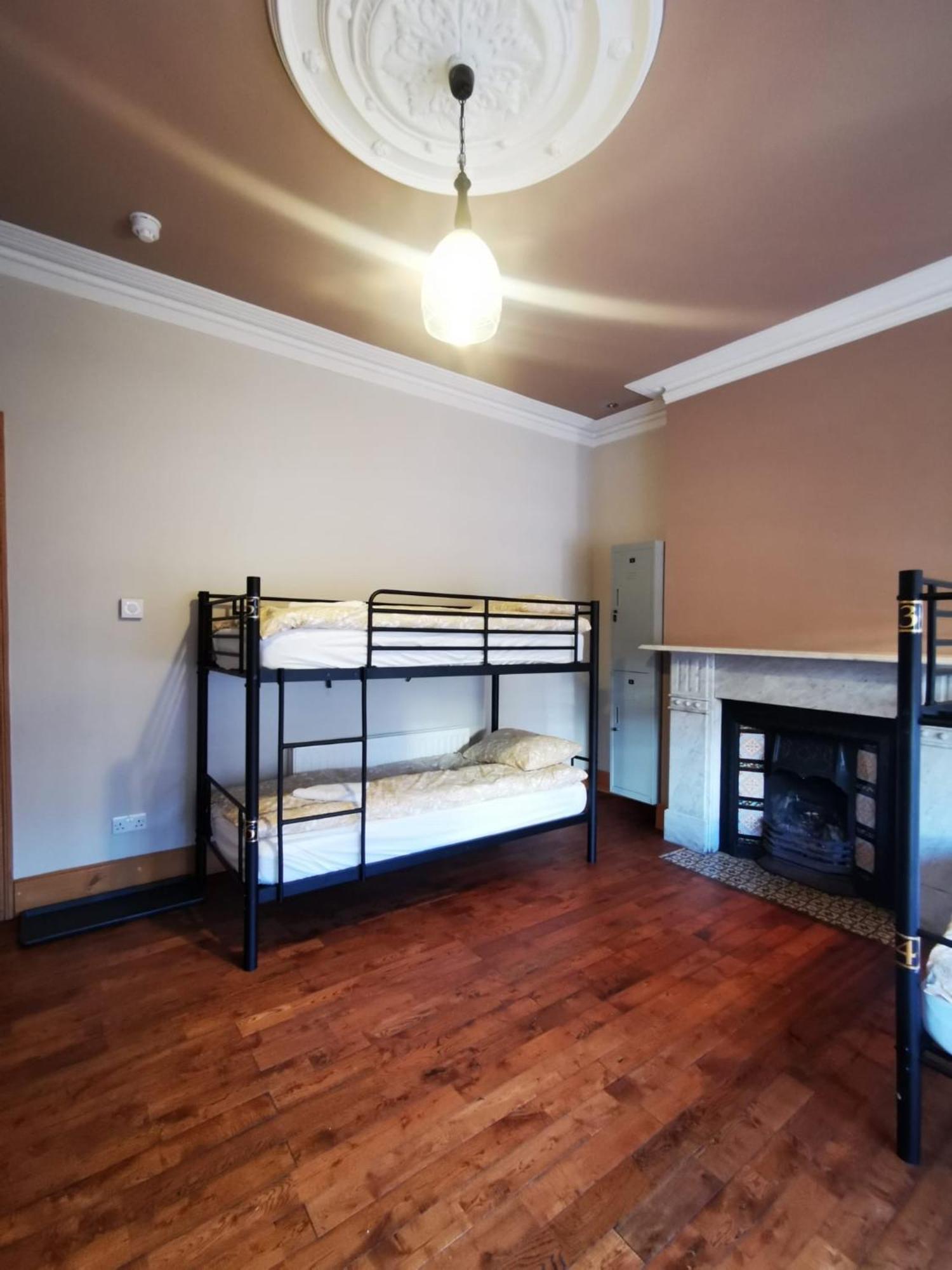 Gr8 Hostel At The Mount 贝尔法斯特 外观 照片