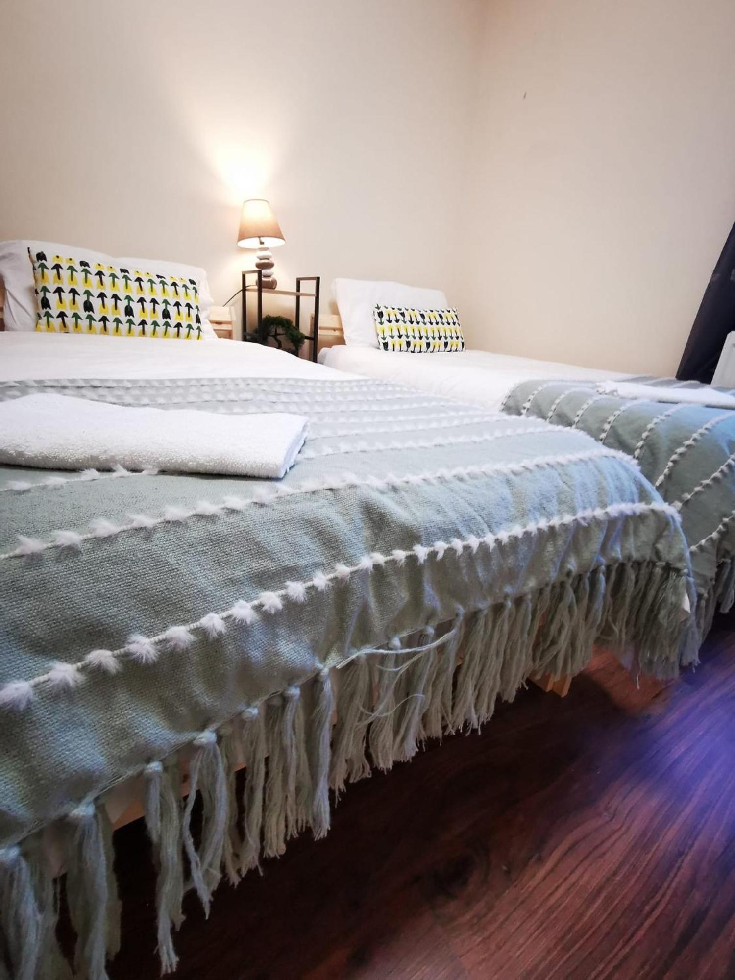 Gr8 Hostel At The Mount 贝尔法斯特 外观 照片